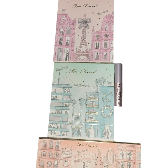 Too Faced Eyeshadow - Picture 3 of 4